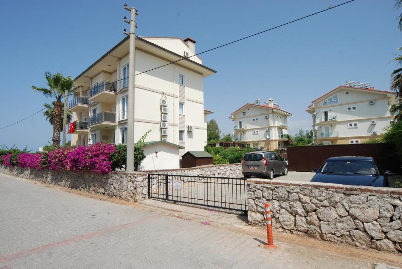 Saros Apartments Calis Beach フェティエ エクステリア 写真