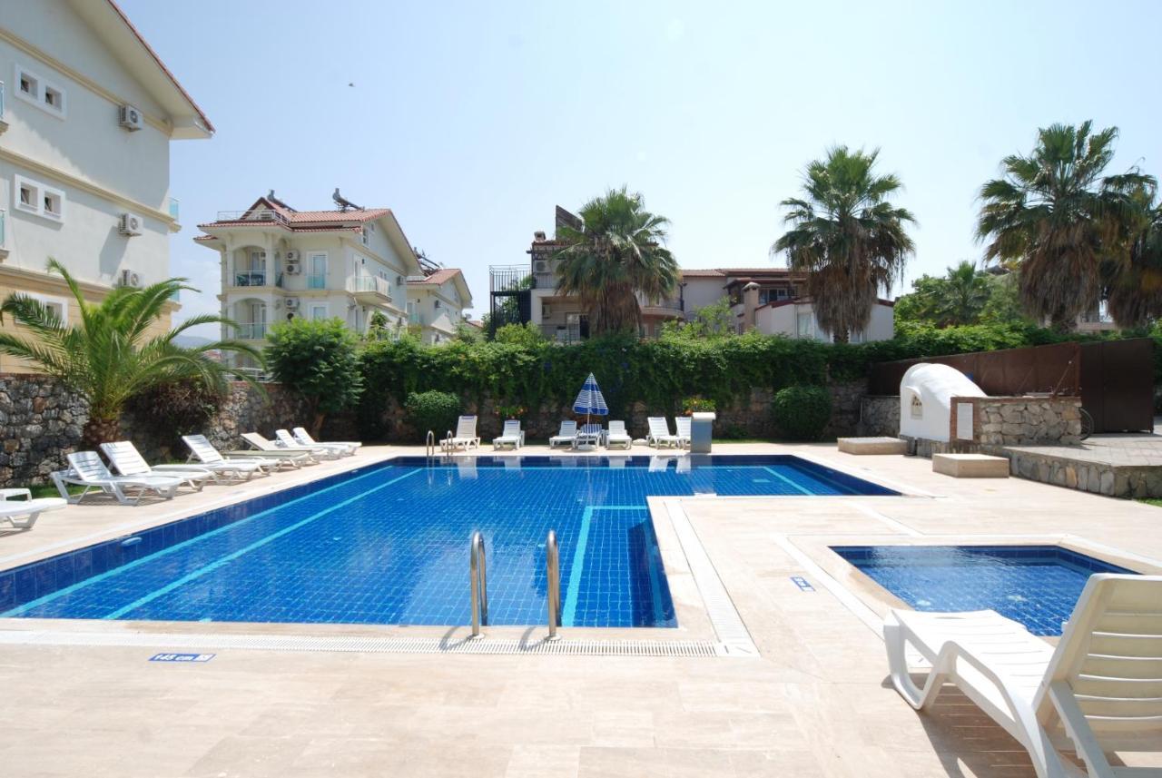 Saros Apartments Calis Beach フェティエ エクステリア 写真
