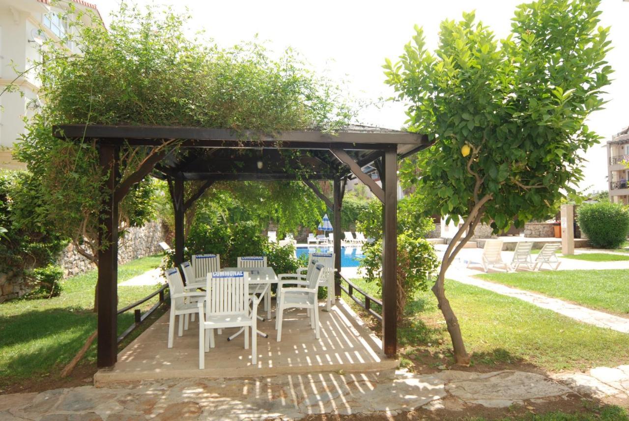 Saros Apartments Calis Beach フェティエ エクステリア 写真