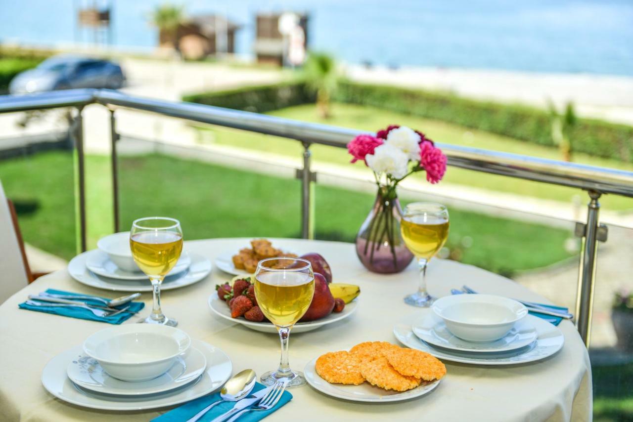 Saros Apartments Calis Beach フェティエ エクステリア 写真