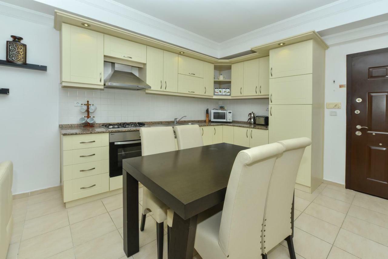 Saros Apartments Calis Beach フェティエ エクステリア 写真