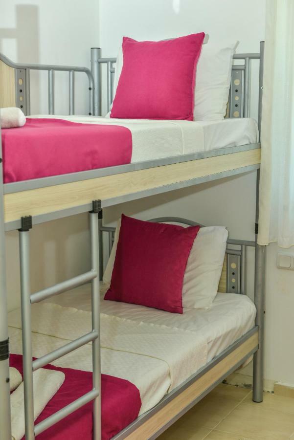 Saros Apartments Calis Beach フェティエ エクステリア 写真