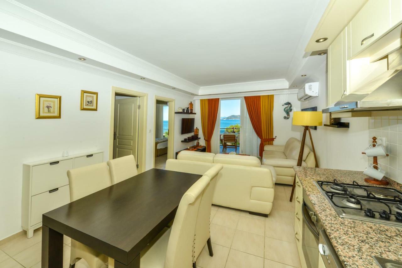 Saros Apartments Calis Beach フェティエ エクステリア 写真